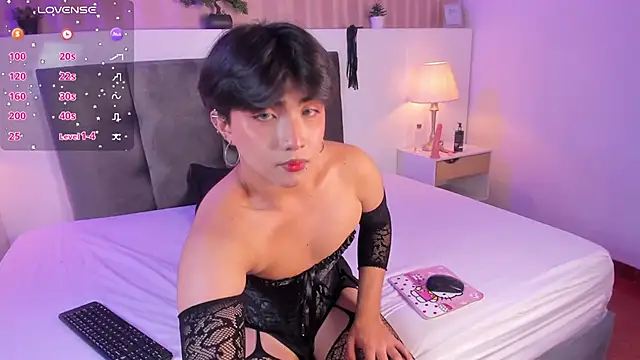 Snapshot of Creamy_Angelo chatting on 13, 9, 2025 Creamy Angelo online show from 13, 9, 2025