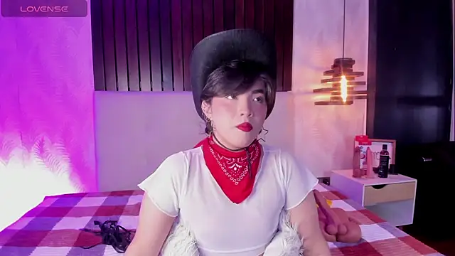 Snapshot of Creamy_Angelo chatting on 30, 10, 2025 Creamy Angelo online show from 30, 10, 2025