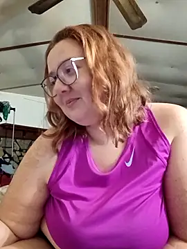 XEmoxkittyx online show from 25, 2, 2026