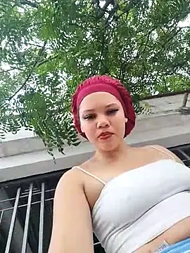 SirenRouge 69 online show from 1, 12, 2025