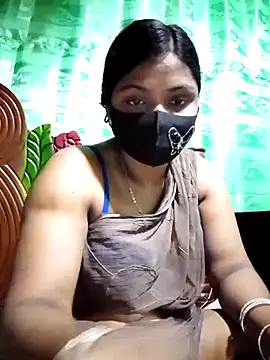 Snapshot of Mistompa24 chatting on 17, 10, 2025 Mistompa24 online show from 17, 10, 2025