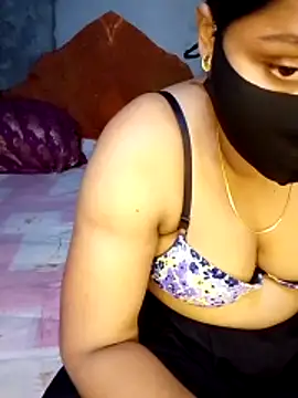 Snapshot of Mistompa24 chatting on 25, 10, 2025 Mistompa24 online show from 25, 10, 2025