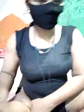 Snapshot of Mistompa24 chatting on 29, 10, 2025 Mistompa24 online show from 29, 10, 2025