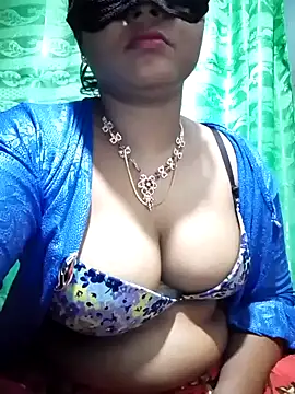 Snapshot of Mistompa24 chatting on 9, 11, 2025 Mistompa24 online show from 9, 11, 2025