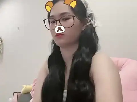 Snapshot of Stella-869 chatting on 17, 10, 2025 Stella-869 online show from 17, 10, 2025