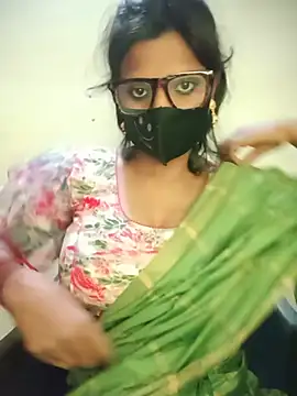 Snapshot of Mohini_Josh069 chatting on 25, 6, 2026 Mohini Josh069 online show from 25, 6, 2026