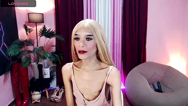 Snapshot of itsmeMonicaloove69 chatting on 12, 9, 2025 itsmeMonicaloove69 online show from 12, 9, 2025