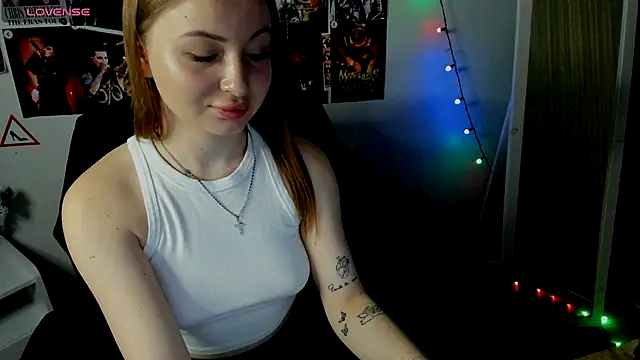 Snapshot of Rose_se chatting on 28, 9, 2025 Rose se online show from 28, 9, 2025