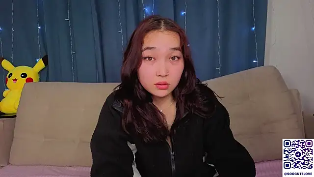 Snapshot of ColettaMejias chatting on 15, 12, 2025 ColettaMejias online show from 15, 12, 2025