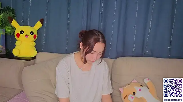 Snapshot of ColettaMejias chatting on 19, 12, 2025 ColettaMejias online show from 19, 12, 2025