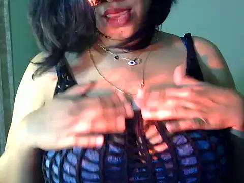 Snapshot of indianninza chatting on 4, 6, 2026 indianninza online show from 4, 6, 2026