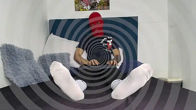 Snapshot of Warmteam777 chatting on 16, 11, 2025 Warmteam777 online show from 16, 11, 2025