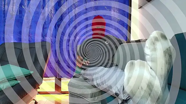 Snapshot of Warmteam777 chatting on 14, 12, 2025 Warmteam777 online show from 14, 12, 2025