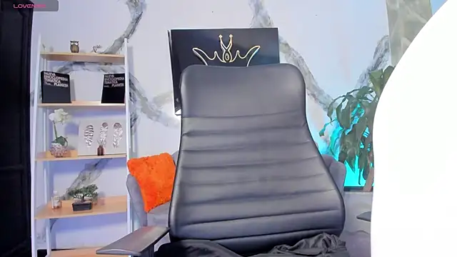 Snapshot of AnaRuiz1_ chatting on 19, 12, 2025 AnaRuiz1 online show from 19, 12, 2025