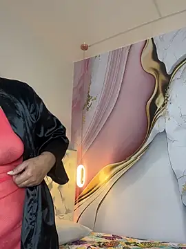 Snapshot of Lucy_Milf_474 chatting on 9, 10, 2025 Lucy Milf 474 online show from 9, 10, 2025