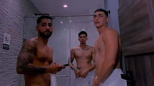 Snapshot of mike_friends chatting on 26, 11, 2025 mike friends online show from 26, 11, 2025