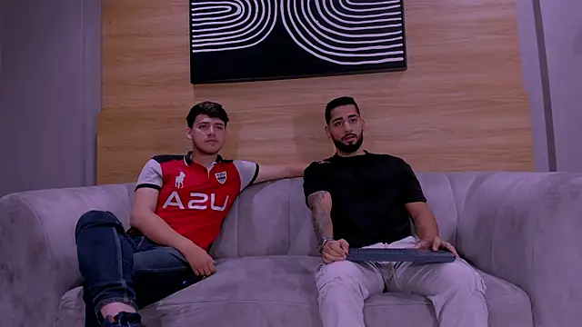 Snapshot of mike_friends chatting on 1, 12, 2025 mike friends online show from 1, 12, 2025