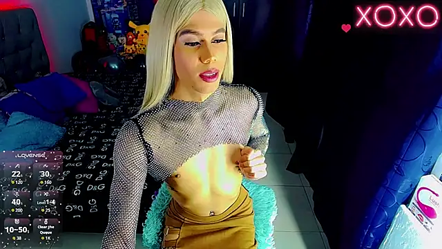 Snapshot of Anne_Zulb chatting on 8, 11, 2025 Anne Zulb online show from 8, 11, 2025