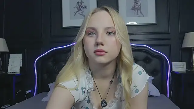 Sky Cutie online show from 3, 3, 2026