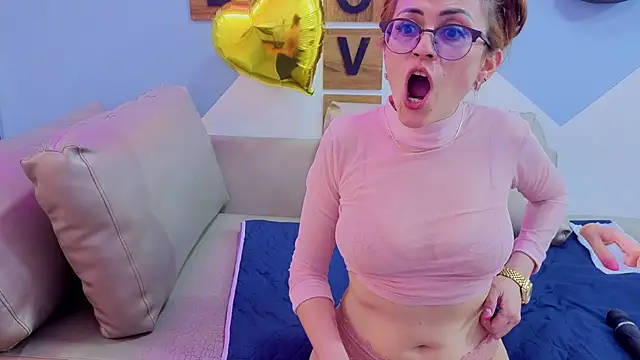 Victoria Fallon online show from 6, 11, 2025