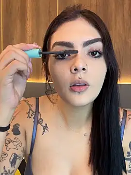 Snapshot of AliceRitter chatting on 1, 10, 2025 AliceRitter online show from 1, 10, 2025