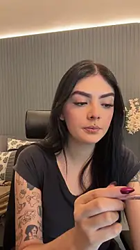 Snapshot of AliceRitter chatting on 14, 12, 2025 AliceRitter online show from 14, 12, 2025