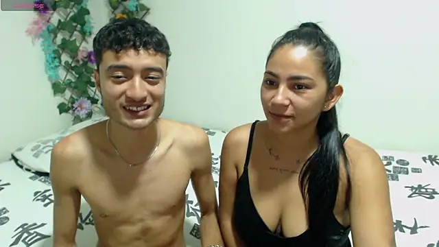 Snapshot of camiYwY chatting on 25, 11, 2025 camiYwY online show from 25, 11, 2025