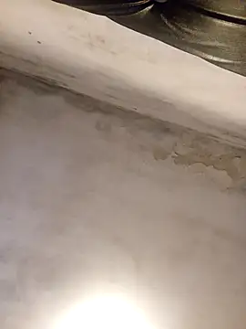 Snapshot of Astrogirl69 chatting on 6, 11, 2025 Astrogirl69 online show from 6, 11, 2025