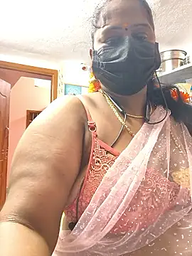 Snapshot of bakyasree143 chatting on 28, 10, 2025 bakyasree143 online show from 28, 10, 2025