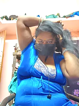 Snapshot of bakyasree143 chatting on 15, 11, 2025 bakyasree143 online show from 15, 11, 2025