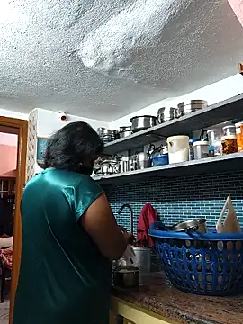 Snapshot of bakyasree143 chatting on 20, 11, 2025 bakyasree143 online show from 20, 11, 2025