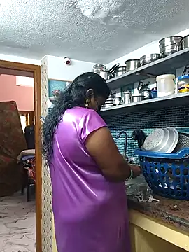 Snapshot of bakyasree143 chatting on 26, 11, 2025 bakyasree143 online show from 26, 11, 2025