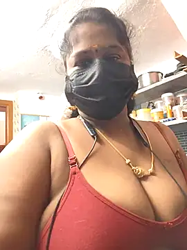 Snapshot of bakyasree143 chatting on 29, 11, 2025 bakyasree143 online show from 29, 11, 2025