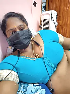 Snapshot of bakyasree143 chatting on 1, 12, 2025 bakyasree143 online show from 1, 12, 2025