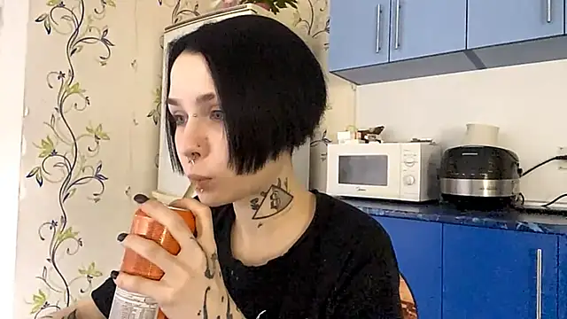 Snapshot of CandaceBlaze chatting on 17, 10, 2025 CandaceBlaze online show from 17, 10, 2025