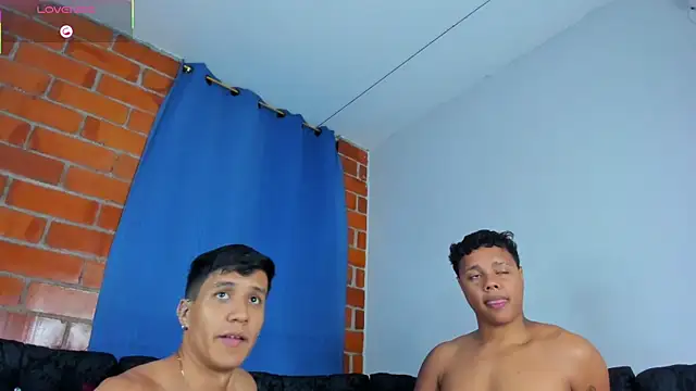 Snapshot of Robertmiller21 chatting on 29, 11, 2025 Robertmiller21 online show from 29, 11, 2025