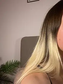 Snapshot of stelli_99 chatting on 20, 2, 2026 stelli 99 online show from 20, 2, 2026