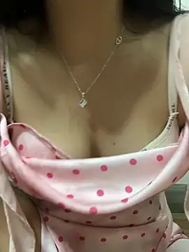 Snapshot of kem_2000 chatting on 8, 10, 2025 kem 2000 online show from 8, 10, 2025