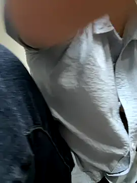 Snapshot of kem_2000 chatting on 15, 10, 2025 kem 2000 online show from 15, 10, 2025