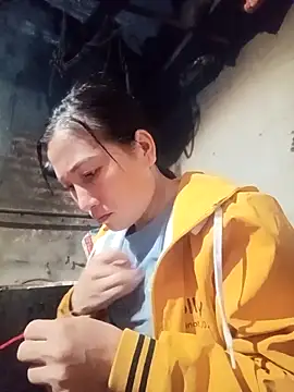 Snapshot of YAYAA-502 chatting on 18, 11, 2025 YAYAA-502 online show from 18, 11, 2025