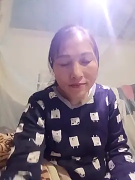 Snapshot of YAYAA-502 chatting on 21, 11, 2025 YAYAA-502 online show from 21, 11, 2025