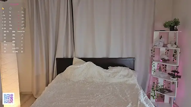 Snapshot of ThuBoppre chatting on 1, 12, 2025 ThuBoppre online show from 1, 12, 2025