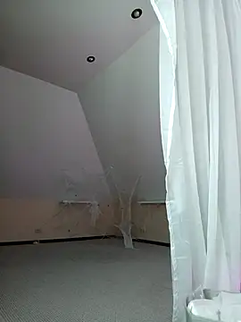 Snapshot of Liann_Stark chatting on 20, 11, 2025 Liann Stark online show from 20, 11, 2025