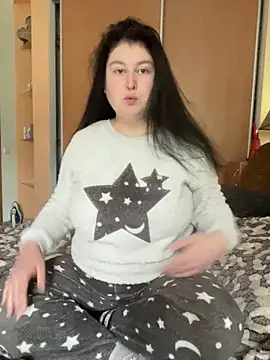 Snapshot of DazzzlingDame chatting on 1, 10, 2025 DazzzlingDame online show from 1, 10, 2025