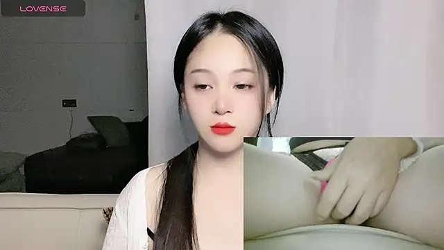 Snapshot of woaiqinqin chatting on 16, 9, 2025 woaiqinqin online show from 16, 9, 2025