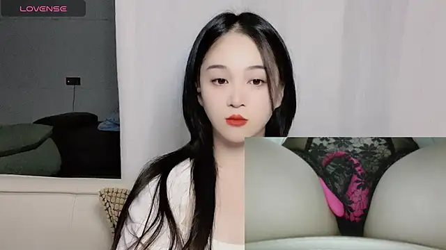 Snapshot of woaiqinqin chatting on 1, 10, 2025 woaiqinqin online show from 1, 10, 2025