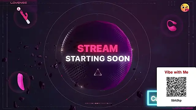 Snapshot of CaptainHookX chatting on 8, 9, 2025 CaptainHookX online show from 8, 9, 2025