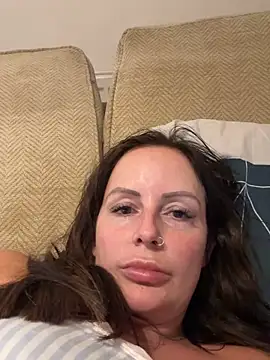 Snapshot of nightingale27 chatting on 19, 9, 2025 nightingale27 online show from 19, 9, 2025