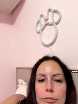 Snapshot of nightingale27 chatting on 29, 11, 2025 nightingale27 online show from 29, 11, 2025