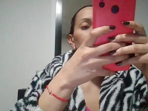 Snapshot of sarita_star chatting on 10, 9, 2025 sarita star online show from 10, 9, 2025